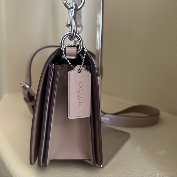 New Coach Quinn Bag In Signature Canvas Beige Crossbody Bag